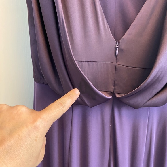 VERA WANG GOWN - Picture 5 of 7